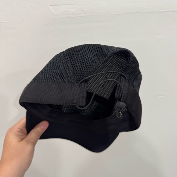 Lululemon Black Perforated Baseball Hat Cap Athleisure Classic Casual - Picture 4 of 6